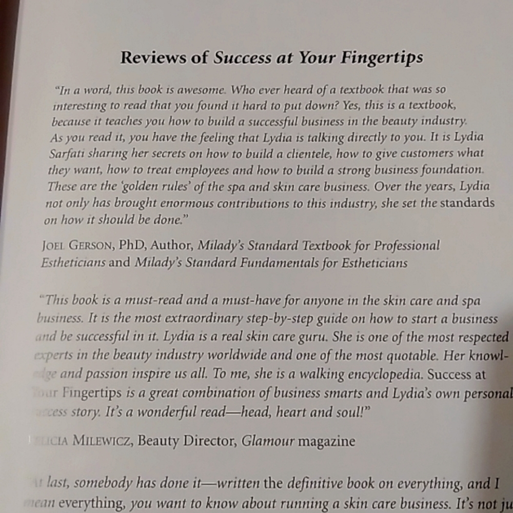 Book Success At Your Fingertips! - Picture 3 of 4